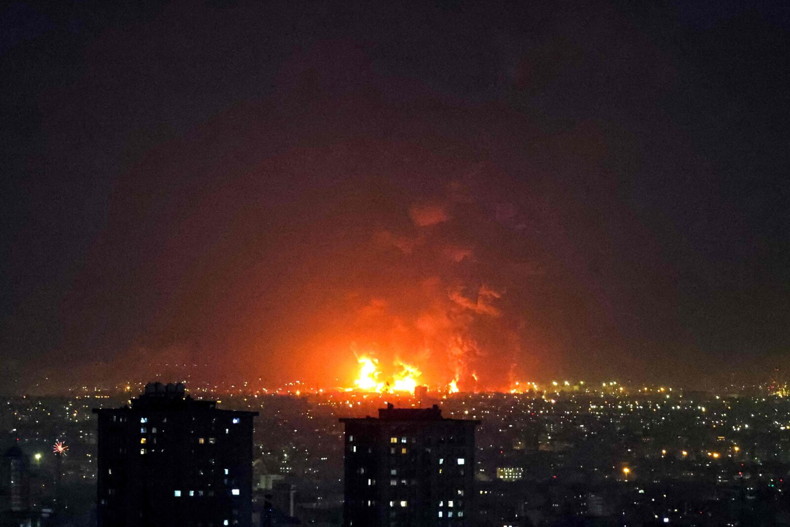 Quanto tempo o Irã é capaz de suportar os bombardeios?