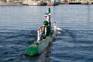 Mini submarinos iranianos da classe Ghadir ameaçam navegação no Golfo Pérsico