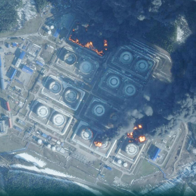 Ucrânia Ataca Porto Vital para a Rússia a Mais de 1.000 km com Míssil Fabricado por Ela Mesma