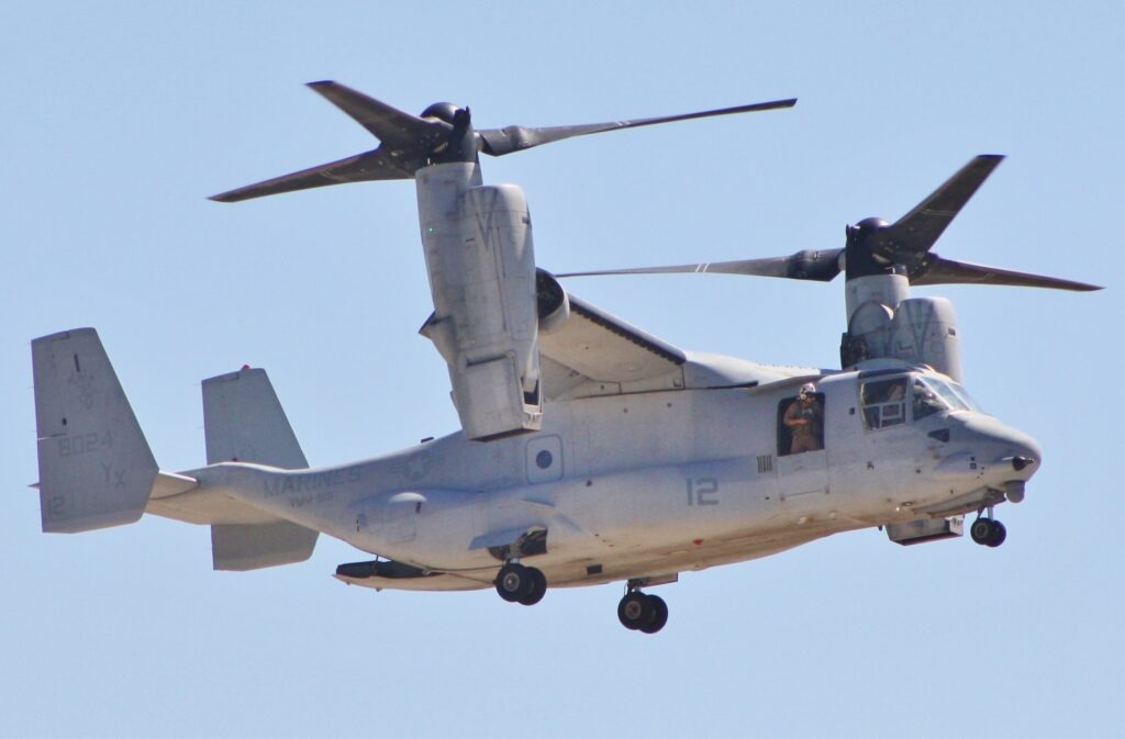 EUA enviam segundo navio de assalto anfíbio ao Oriente Médio com quase 5.000 fuzileiros navais 5 Bell Boeing V-22 Osprey.