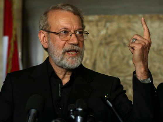 Ari Larijani, durante uma coletiva de imprensa em agosto de dois mil e vinte e cinco. (Europa Press/Marwan Naamani).