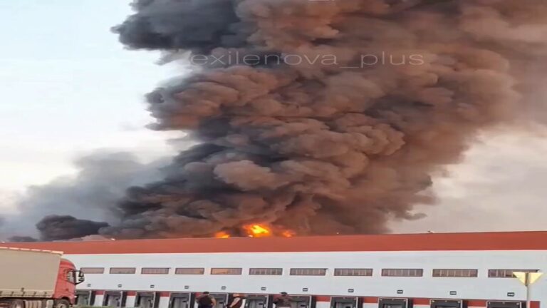 Ucrânia lança ataque massivo de drones contra região de Moscou e incendeia principal centro de distribuição da Wildberries e outros alvos estratégicos