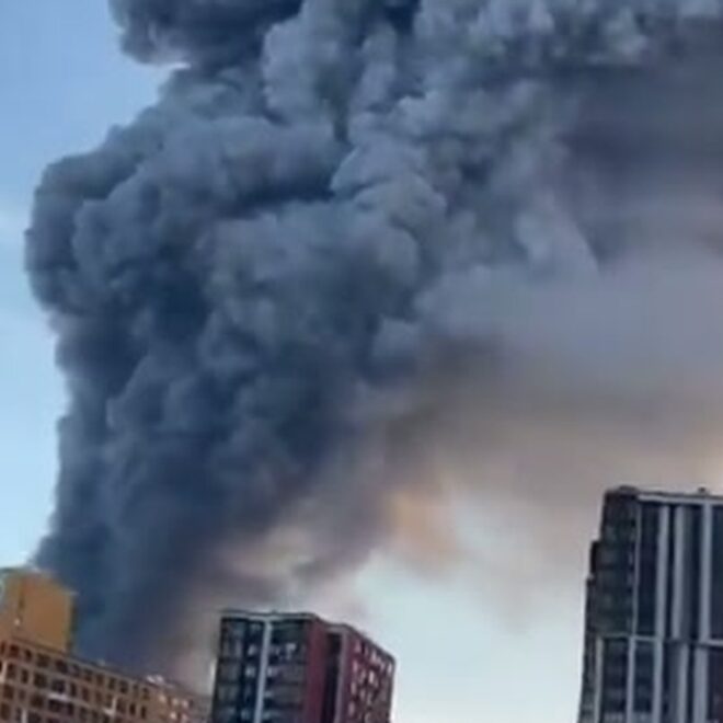 Pela quinta vez em seis dias, drones ucranianos incendeiam armazéns da Wildberries em São Petersburgo