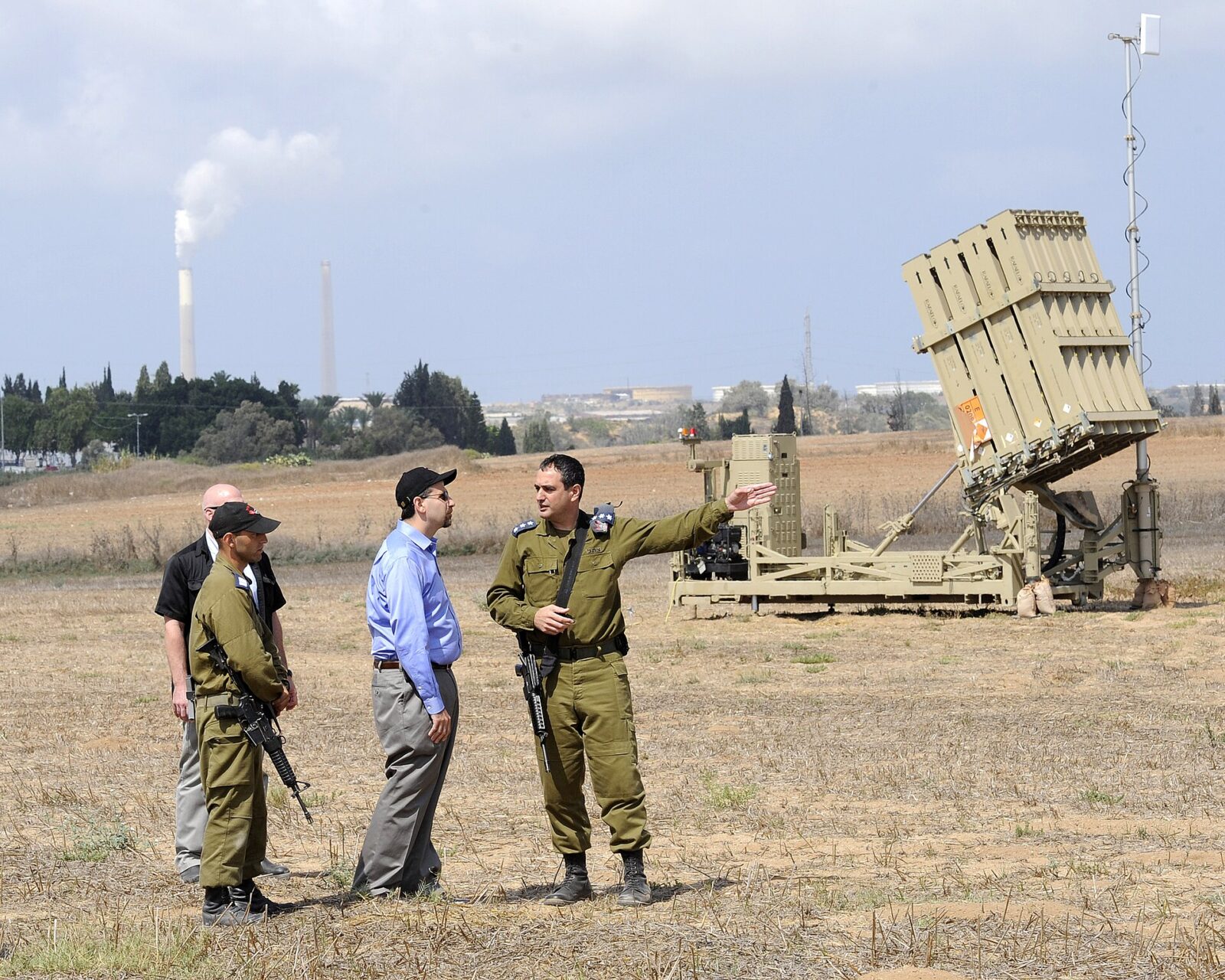 Irã está lançando “chuva de bombas” contra Israel – Por que é tão difícil abatê-las?